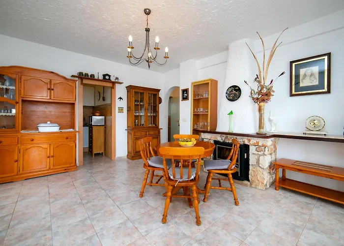 Meluca By Interhome Calp